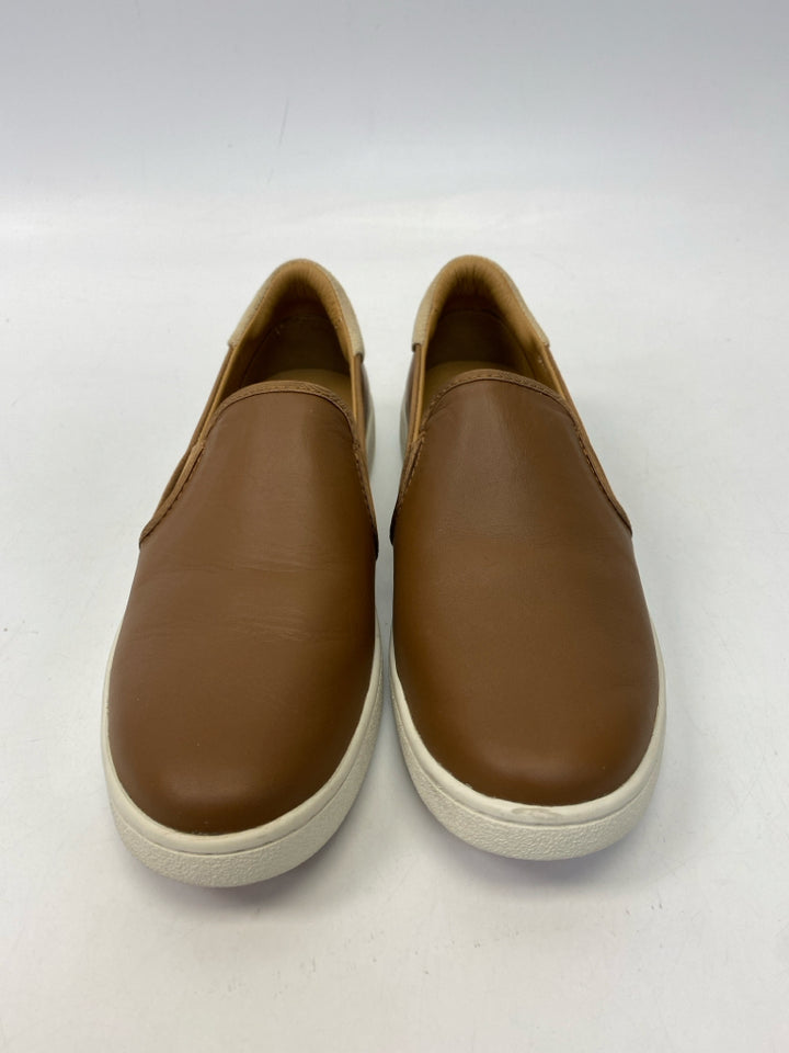 UGG  Size 9.5 Brown Sneakers