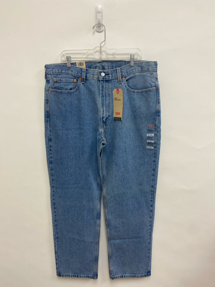 NWT Levi Size 38 Blue Denim Men&