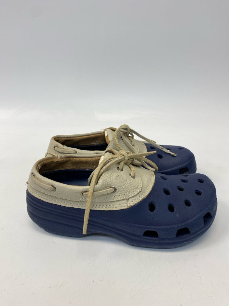 Crocs  Size 7 Navy Tan Clogs