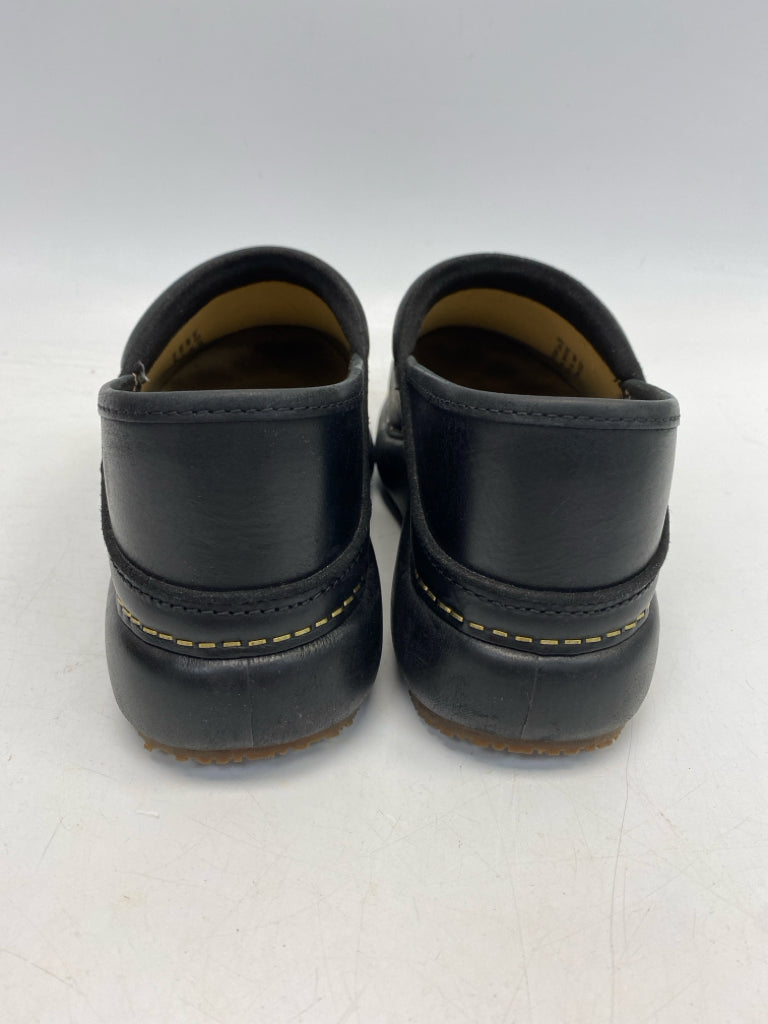 Dansko  Size 39 Black Clogs