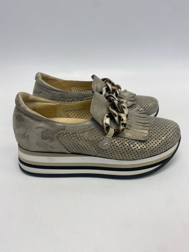 SOFTWAVES  Size 37 Tan Gold Perforated Metallic Sneakers