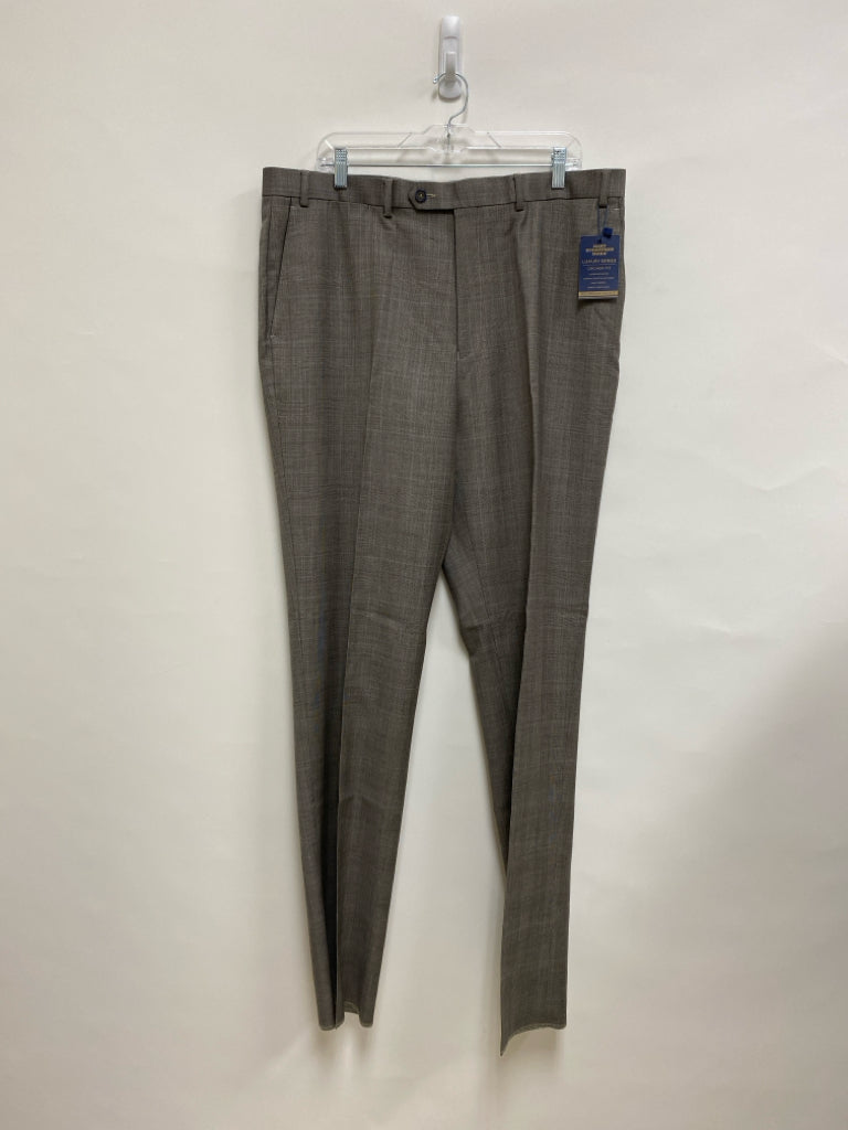 NWT Hart Schaffner Marx Size 38 Taupe Plaid Wool Men&