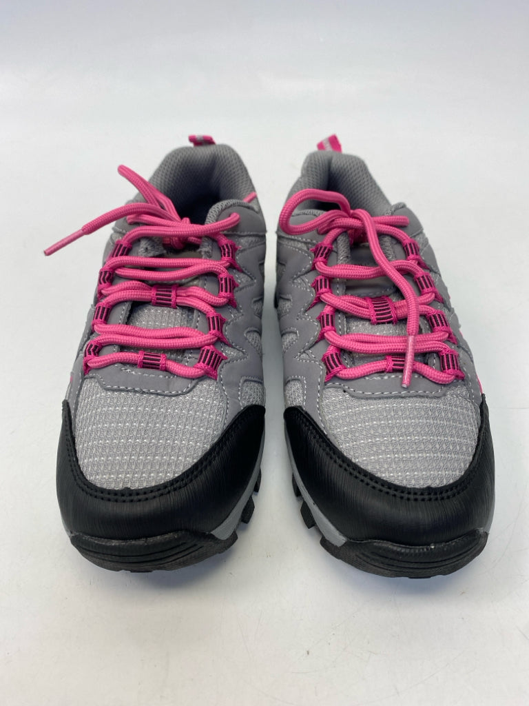 NWOT SIZE 2 Gray Pink Lace-Up Girl&