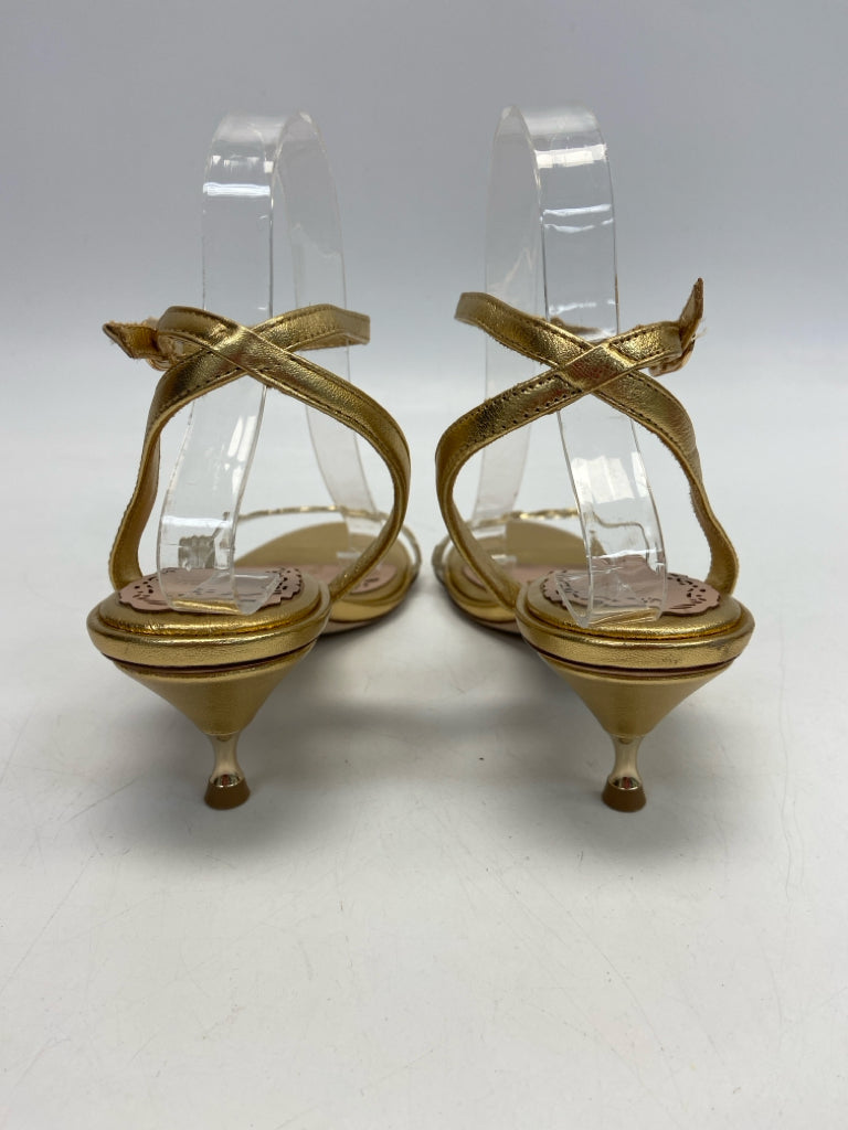 Muse  Size 9 Gold Clear Leaves Sandals