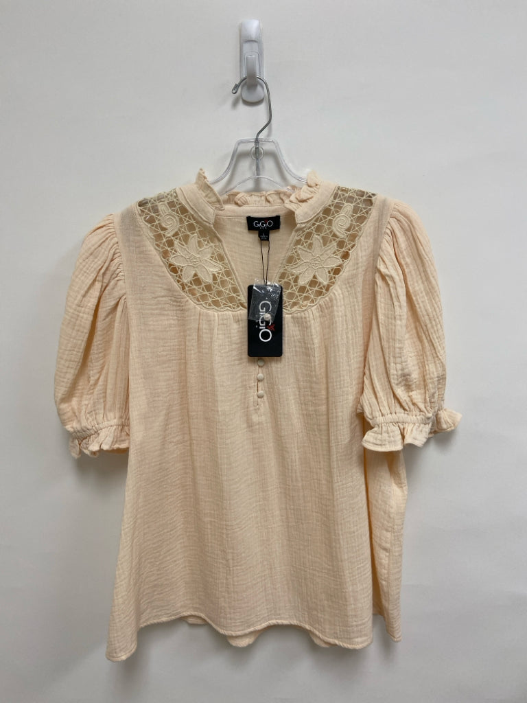 NWT GiGiO Size L Cream Short Sleeve Gauze Ladies Top