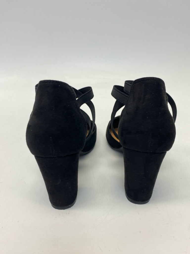 Size 7 Black Heels
