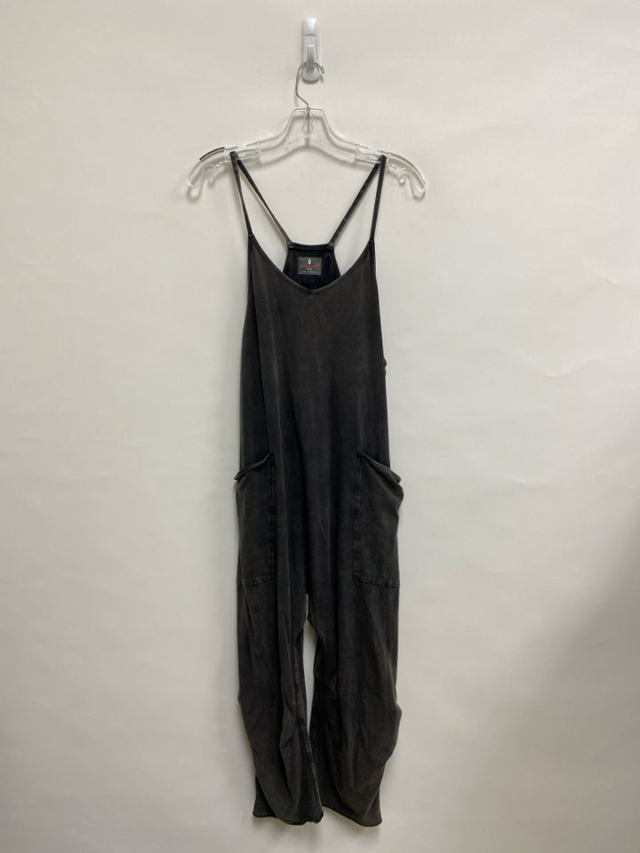 Free People Size XS Faded Charcoal Sleeveless Ladies Jumpsuit