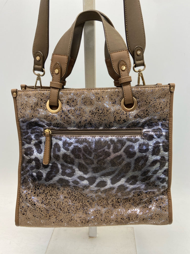 SONDRA ROBERTS Brown Silver Animal Print Handbag