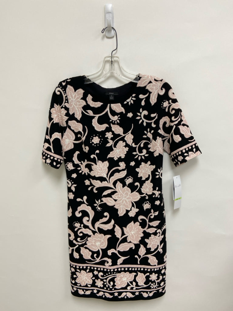 NWT R&amp;K Size 4P Black Pink/White Floral Petite Dress