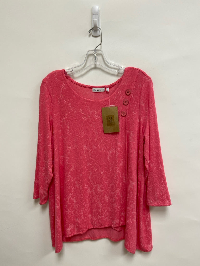 NWT HabitaT Size M Pink Ladies Top