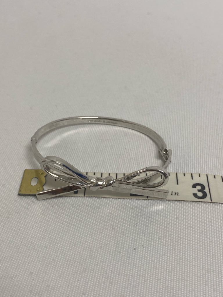 Kate Spade Silver Color Bows Bracelet