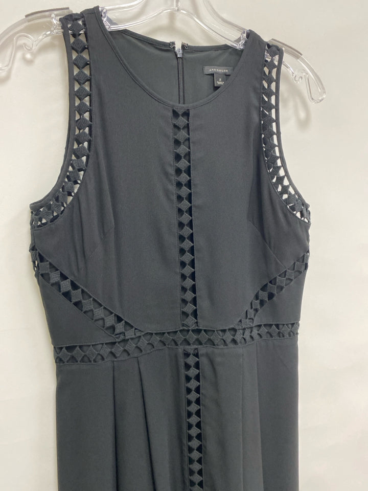 Ann Taylor Size 2 Black Trimmed Sleeveless Ladies Dress