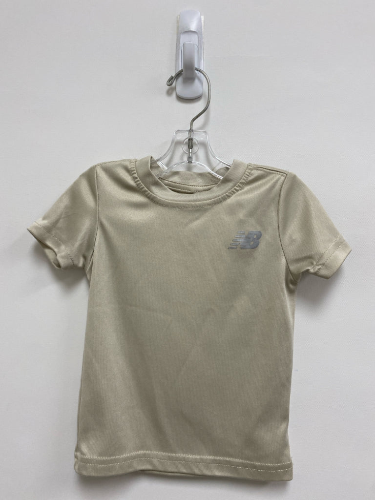New Balance SIZE 18M Beige Boy&