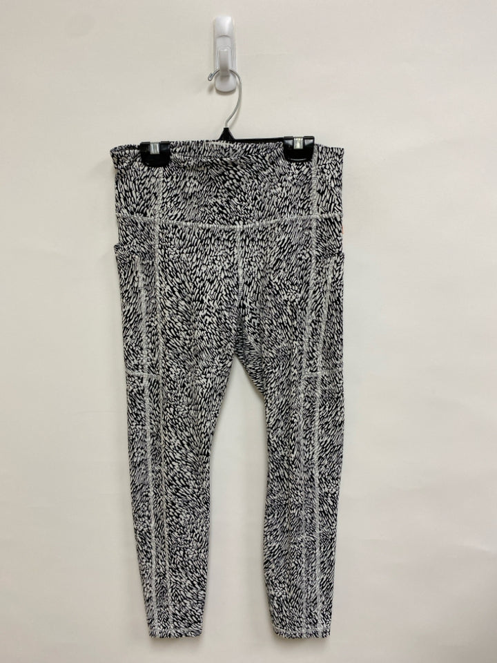 Athleta Size M Black/White Print Athletic Leggings