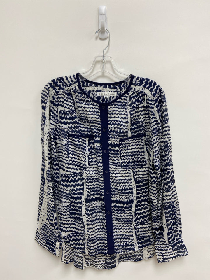 Trina Turk Size M Cream Navy Zig Zag Button Down Ladies Top