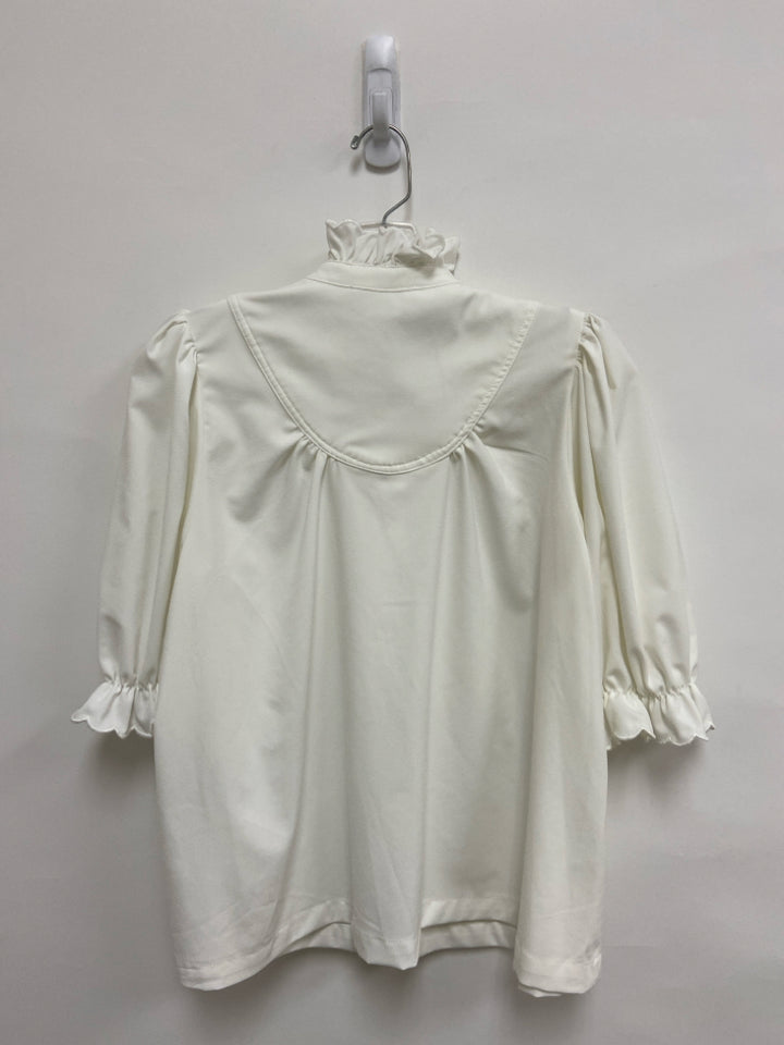 Pomander Place Size M White Ruffles Ladies Top