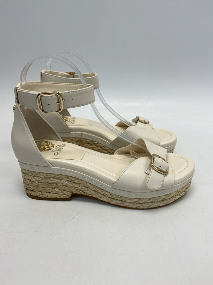 NWOT VINCE CAMUTO  Size 9 Cream Buckle(s) Sandals