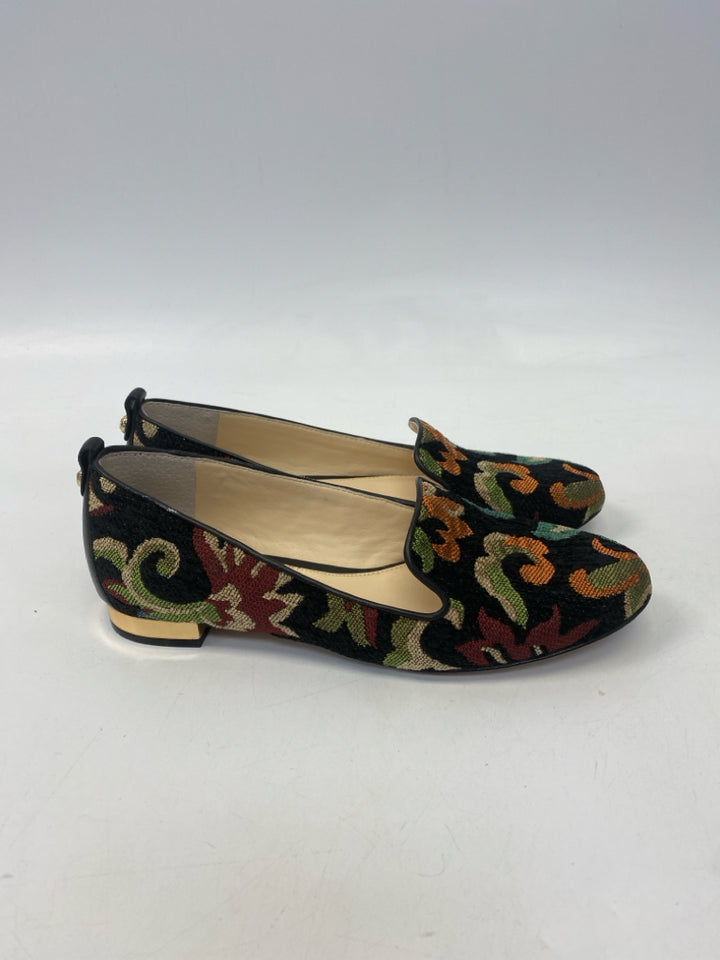 VINCE CAMUTO  Size 5.5 Black/Multi Flats