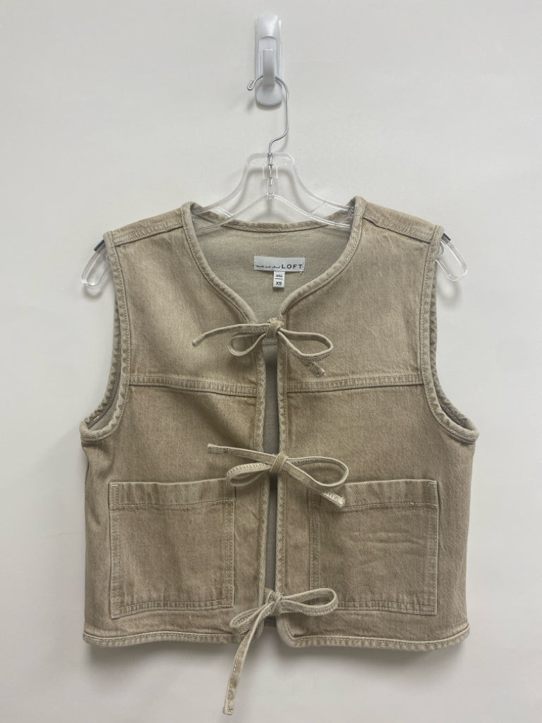 LOFT Size XS Tan Denim Ladies Vest