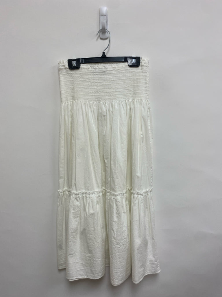 Trina Turk Size S White Smocking Ladies Skirt