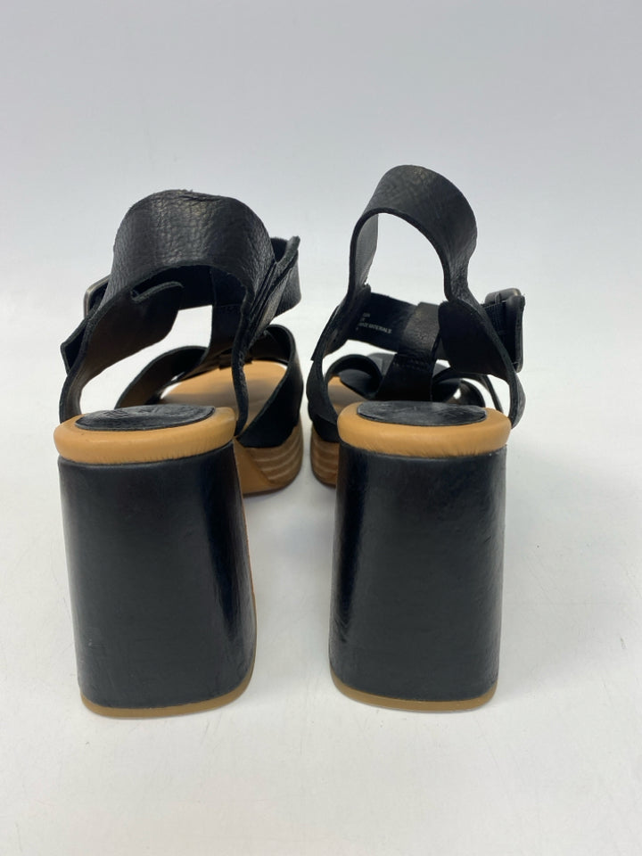 NWOT Kork-Ease  Size 9 Black Sandals
