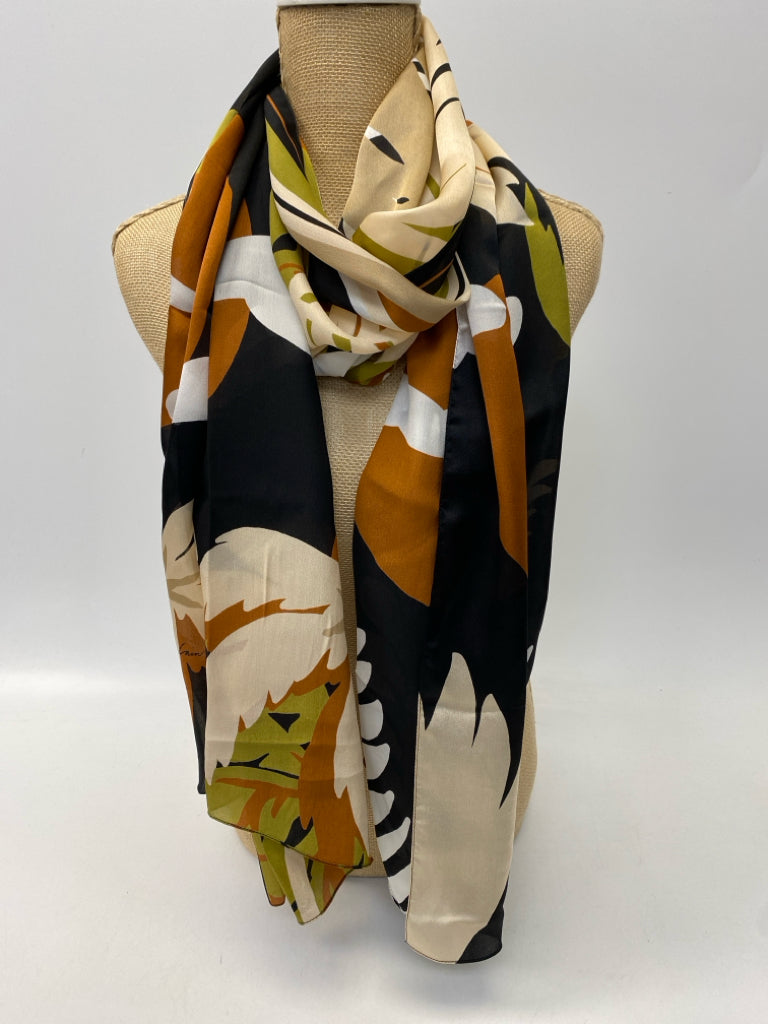 White/Black Brown/Green Leaves Scarf