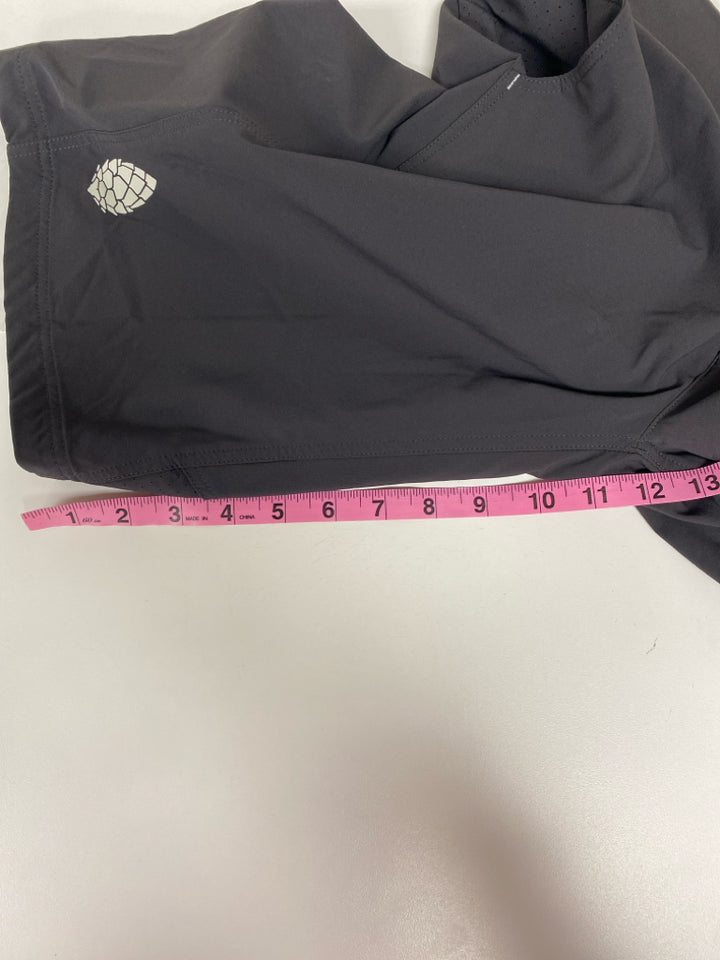 stio Size 10 Charcoal Ladies Shorts