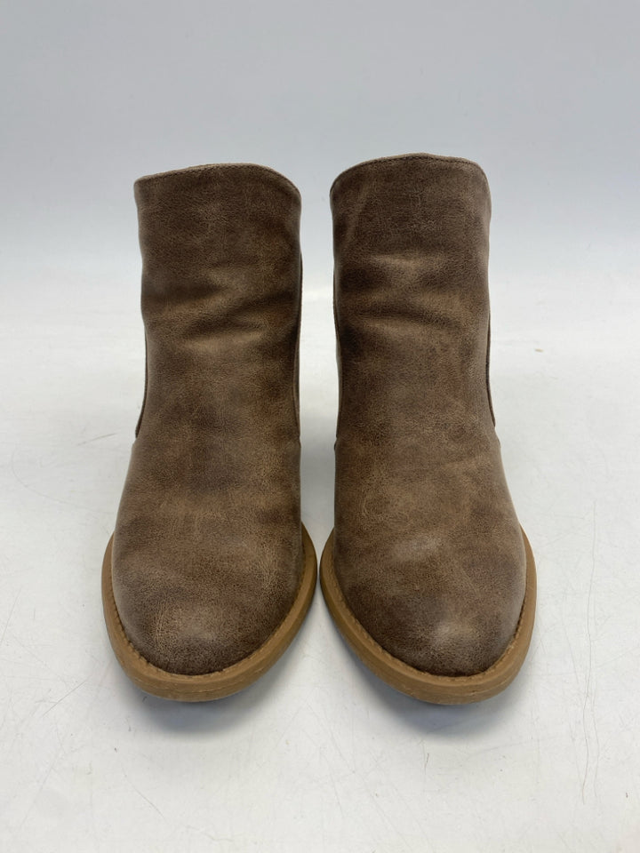 Qupid US Shoe Size 6 Brown Zipper Boots