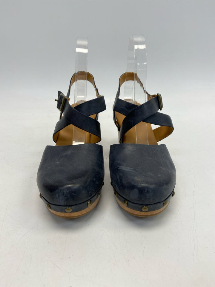 Korks US Shoe Size 7 Dark Blue Heels