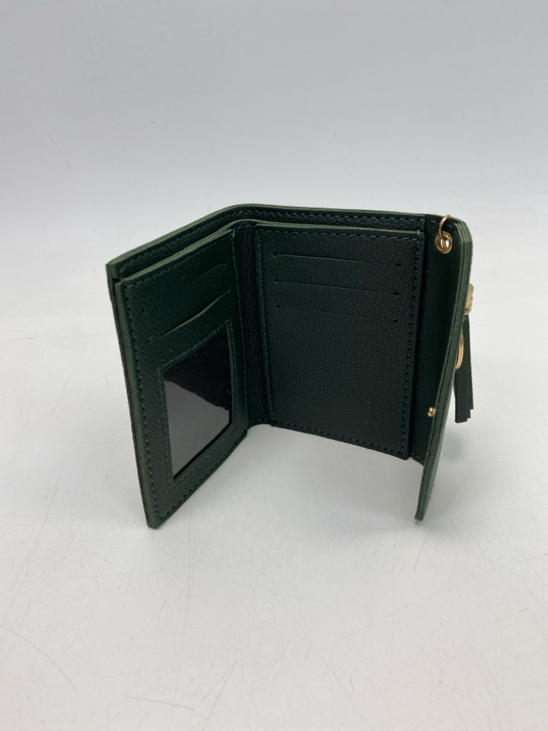Dark Green Tassel(es) Wallet