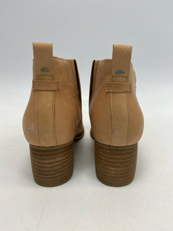 NWOT Toms  Size 8 Camel Boots
