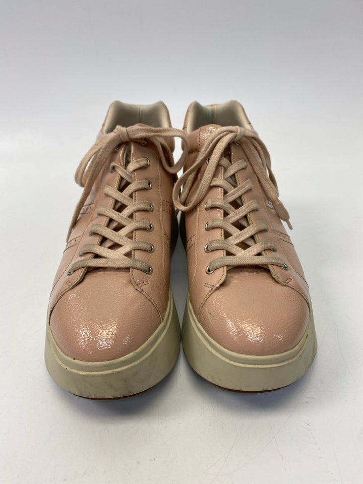 Size 8.5 Blush Lace-up Sneakers