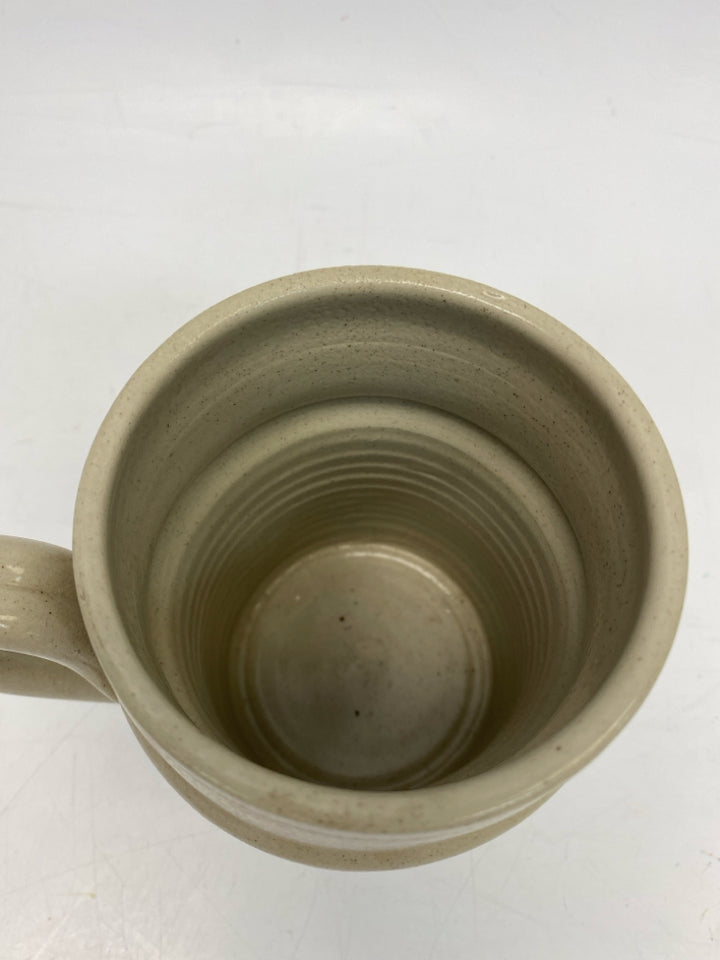 Williamsburg Cream Blue Leaves Pottery Coffee Mug