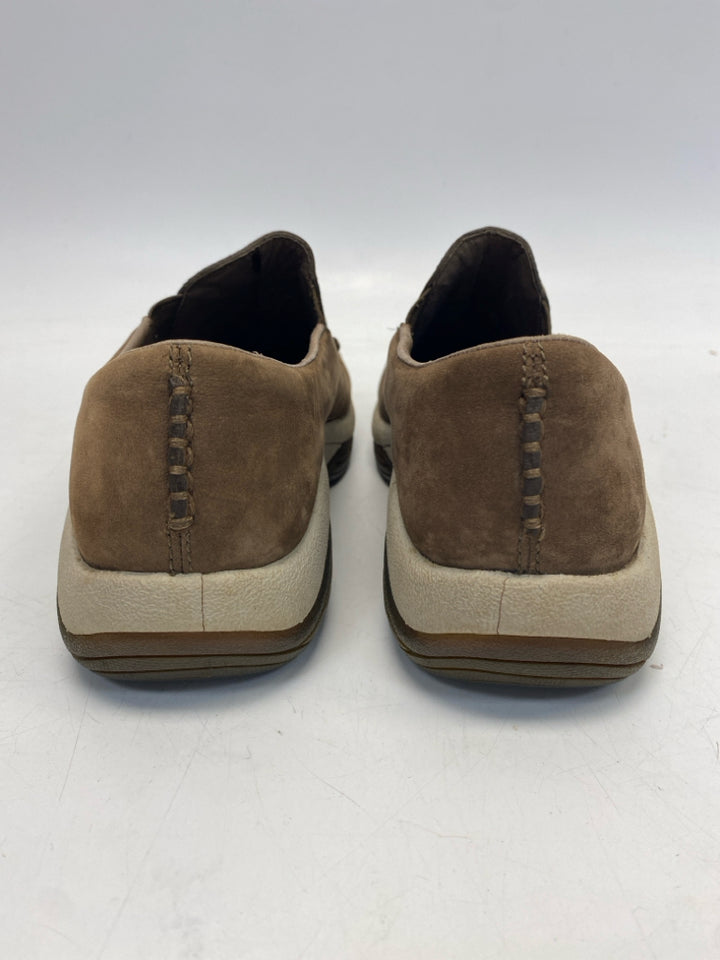 Merrell US Shoe Size 7.5 Brown Cream Trimmed Flats