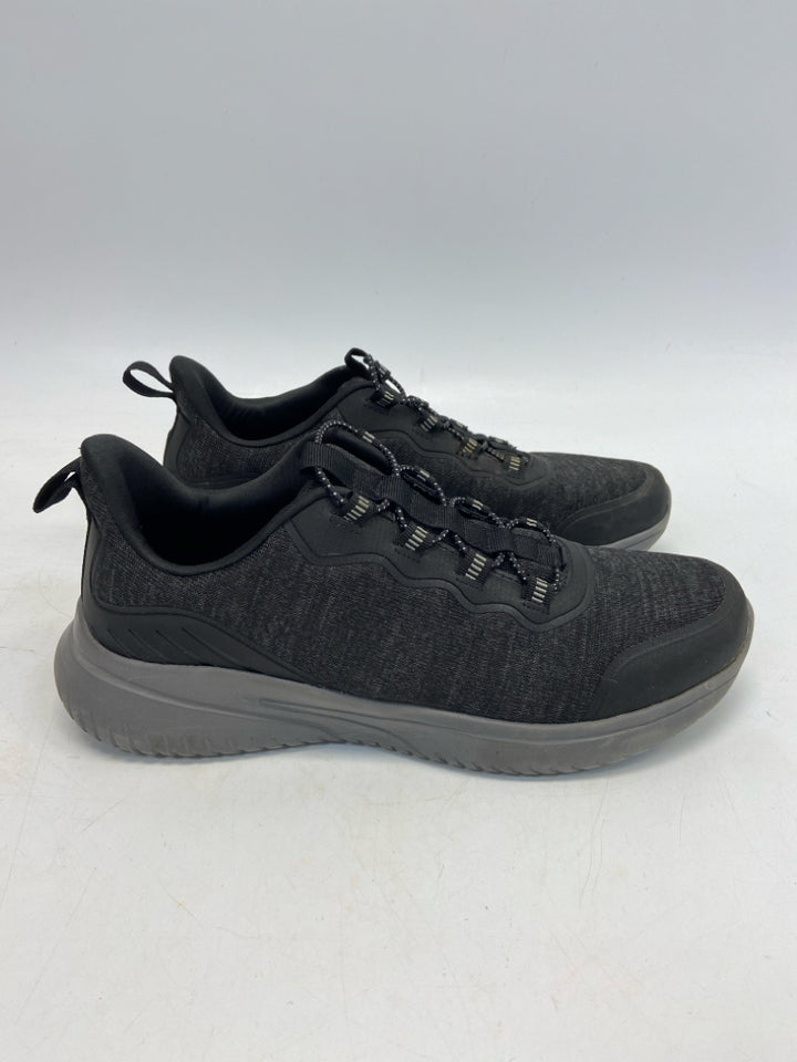 Size 9.5 Black Men&