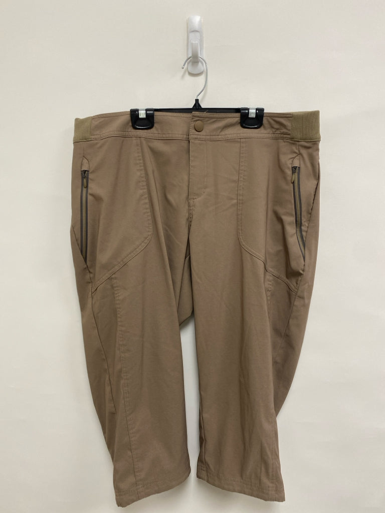 Columbia Size XL Taupe Cropped Ladies Pants