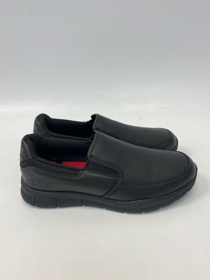 NWOT Skechers Size 9 Black Men&