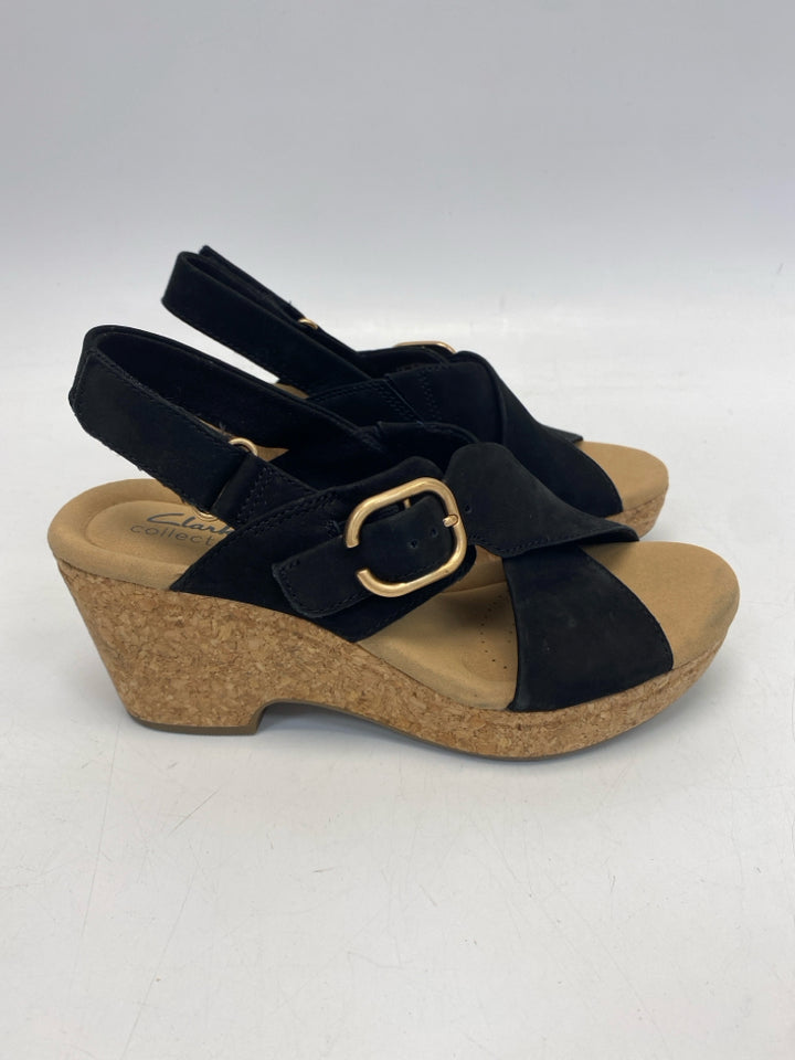 Clarks  Size 7.5 Black Sandals