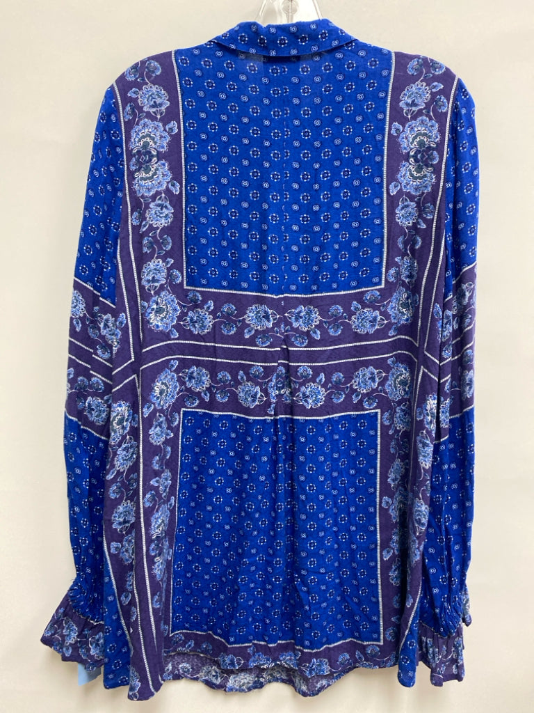 Free People Size S Purple/White Blue/Gray Floral V Neck Ladies Top