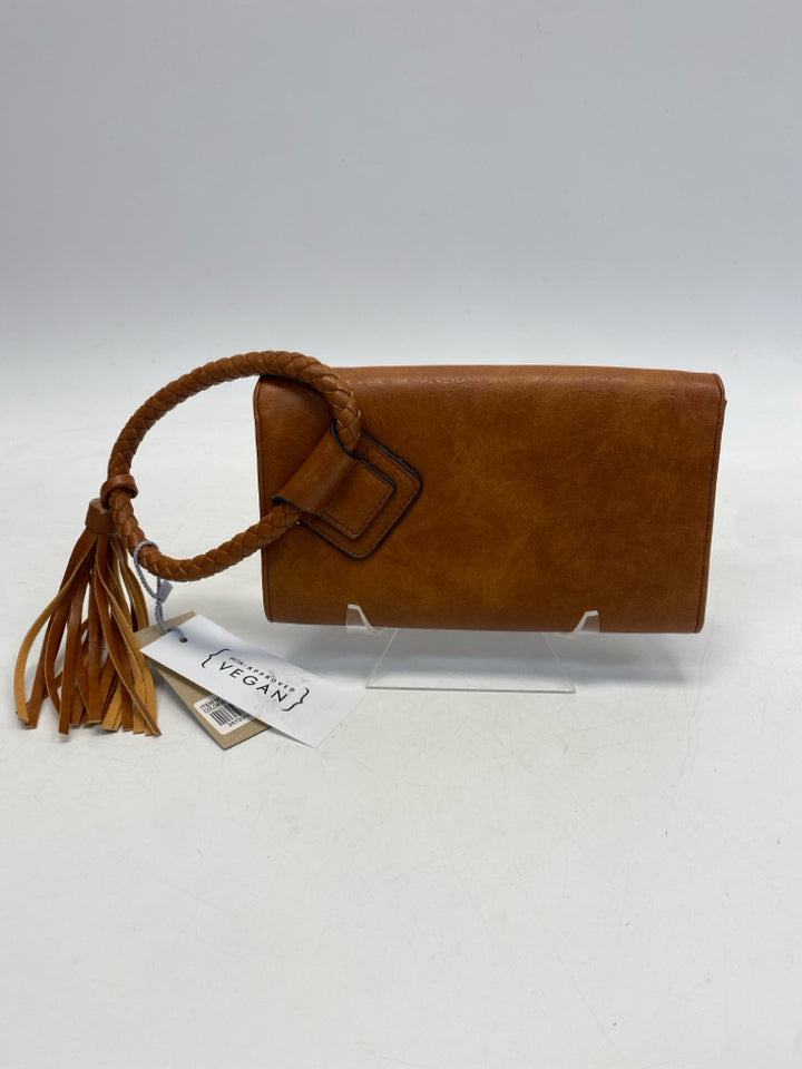 NWT Brown Tassel(es) Wristlet