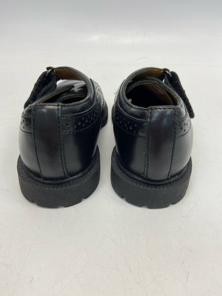 Stride Rite SIZE 8.5 Black Boy&