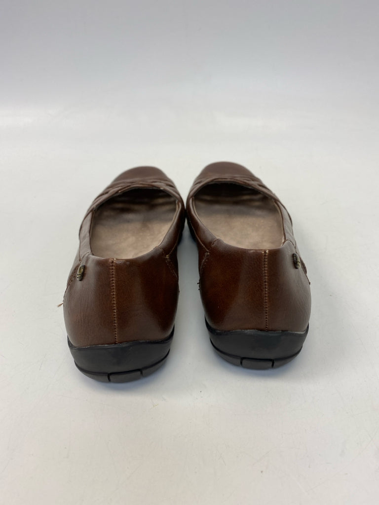 Life Stride  Size 7 Brown Flats