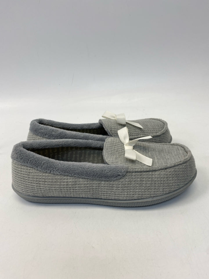 Dearfoams  Size L Gray Slippers
