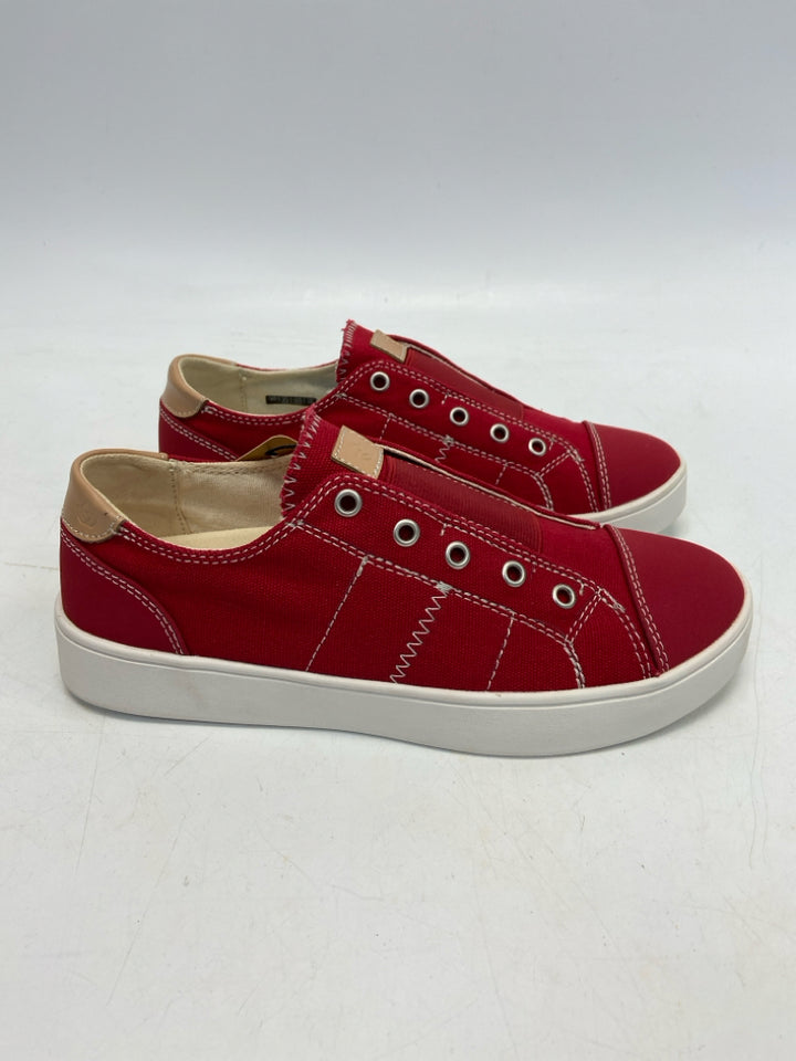 Spenco  Size 7 Red White Fabric Sneakers