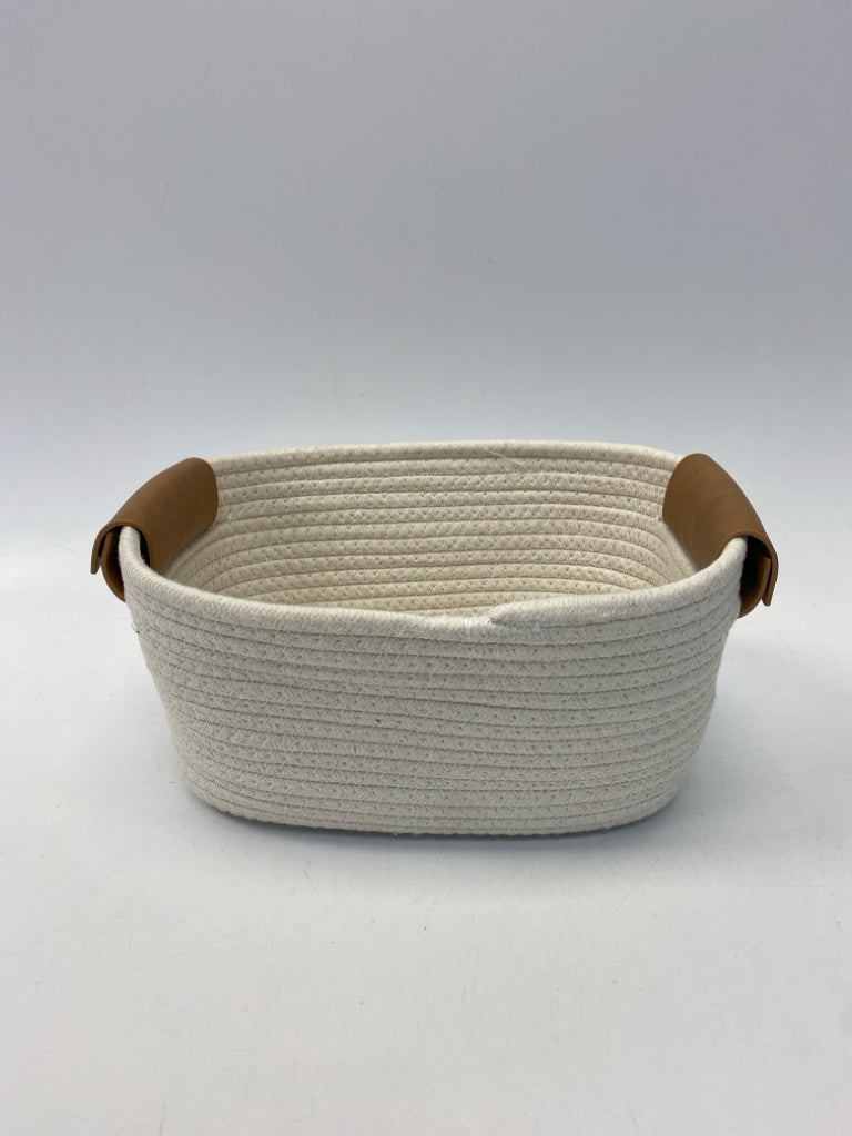 Cream Ropes Basket