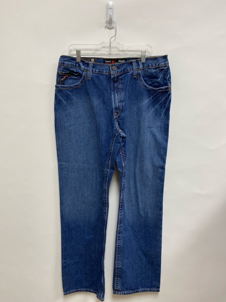 NWT Ariat Size 36 Blue Men&