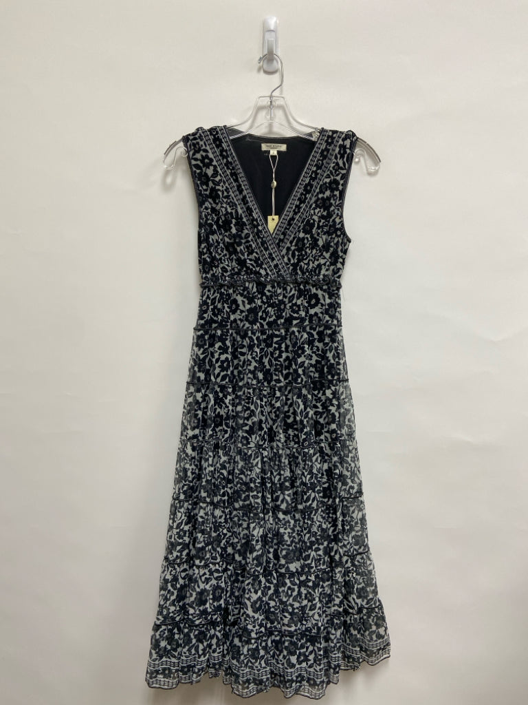 NWT Max Studio Size S Black White Floral Sleeveless Ladies Dress
