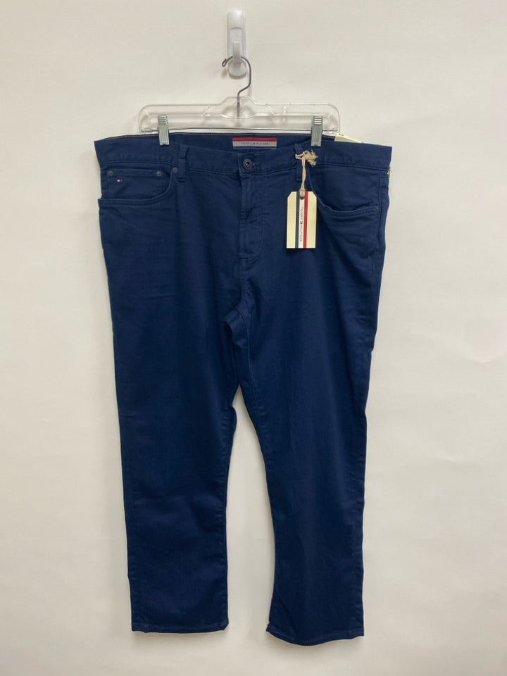NWT Tommy Hilfiger Size 38 Navy Men&
