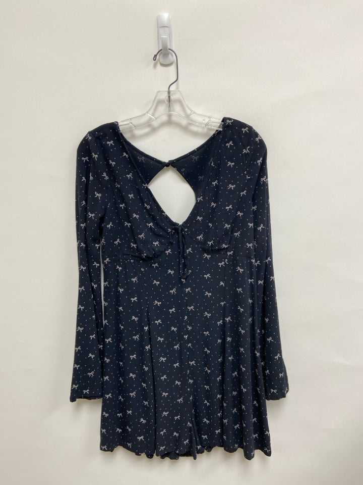 NWT American Eagle Size M Black White Bows Ladies Dress