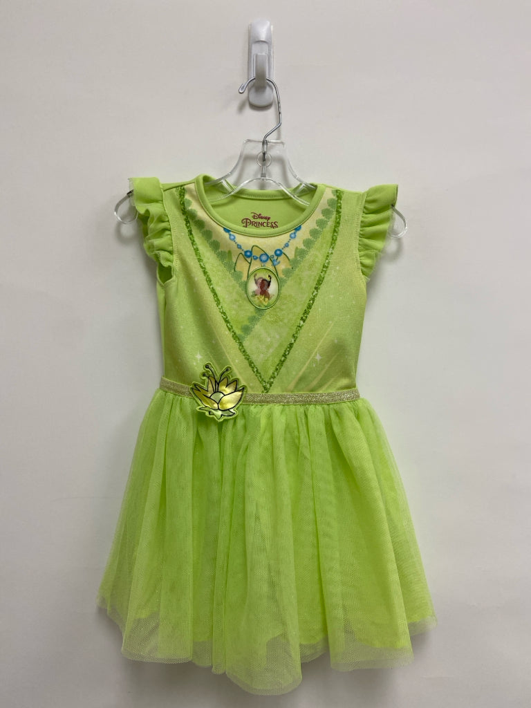 Disney SIZE 4/5 Green Girl&